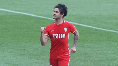 他黑了苏宁又没讨到权健的好中超竟有如此主裁?