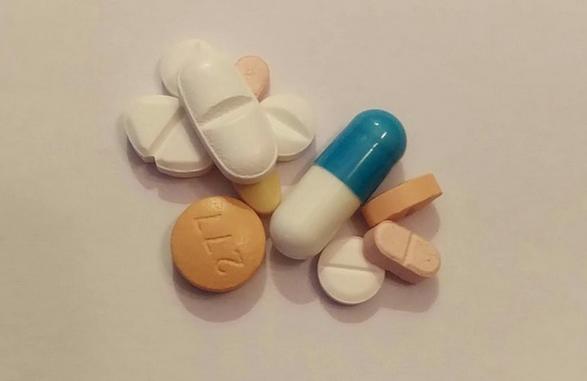 药品不良反应发生率,药品不良反应真的可怕吗