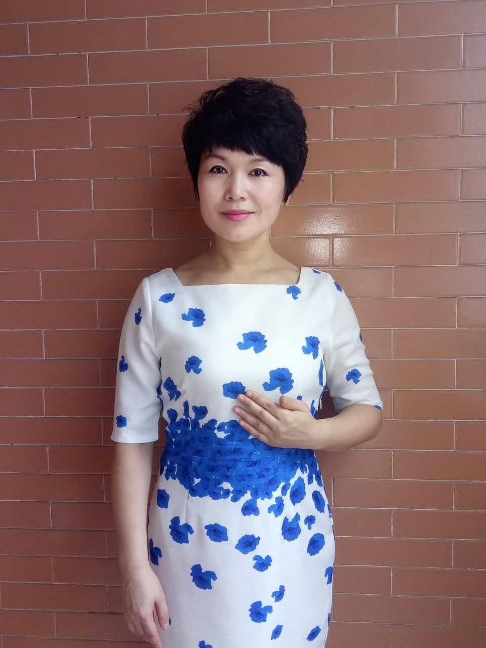 做一个好主持人需要什么条件,做一名婚礼主持人