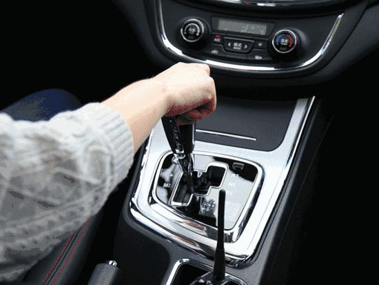 为什么说amt变速箱是假自动挡,宝骏dct变速箱有什么缺点和优点