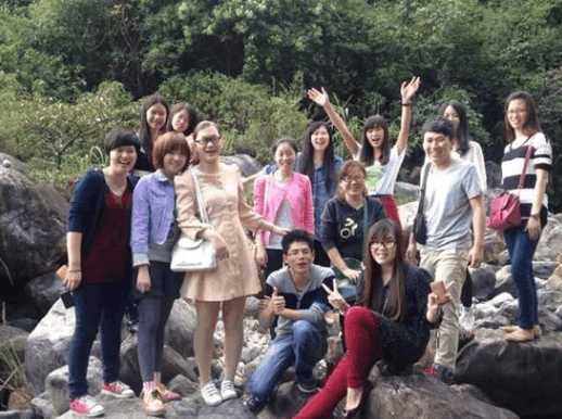 10086女客服一般漂亮吗,10086女性客服