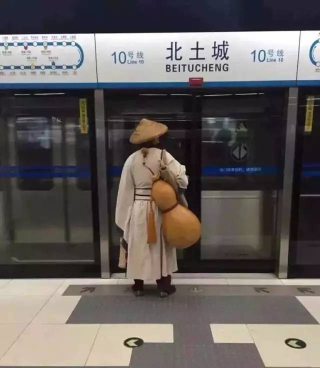 都说IT销售NB，看完我真信了~