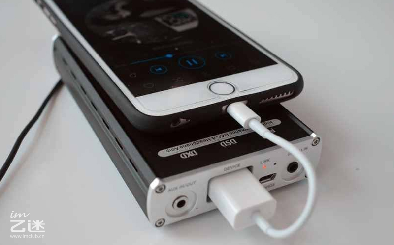 拿什么拯救没了耳机孔的小米6？