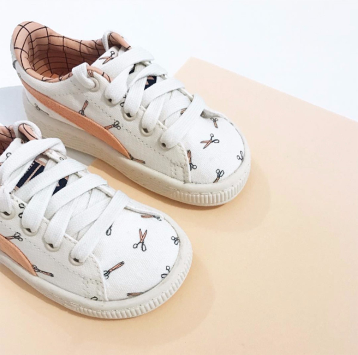 angelababy红蜻蜓同款鞋,小baby穿的鞋