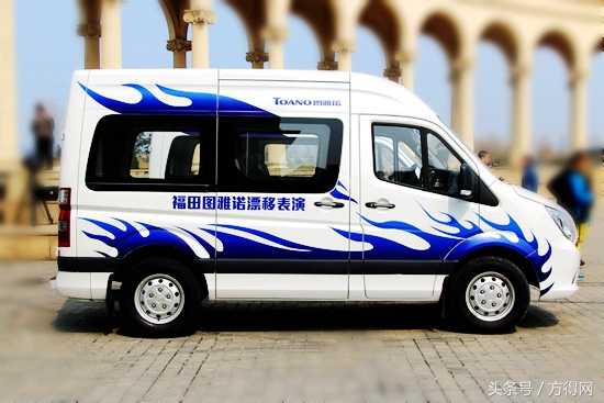 客车玩漂移,福田图雅诺s试驾视频