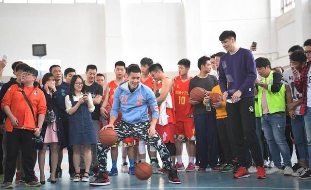 郭艾伦签下球队了吗,郭艾伦与辽篮签下顶薪合同