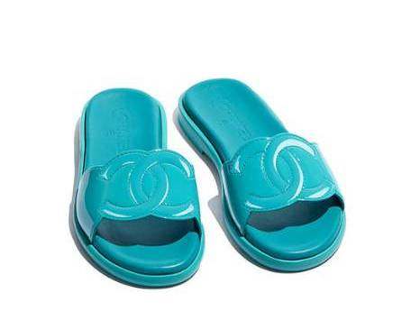 香奈儿4000块钱一双的水晶凉鞋,香奈儿塑料凉鞋