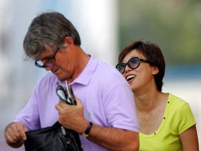 李响足球记者,足球记者李响情史