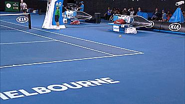 呐，打网球呢，最重要的就是开心~