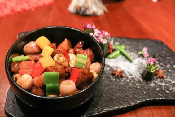 滇池度假区华邑酒店,昆明南亚之门华邑酒店