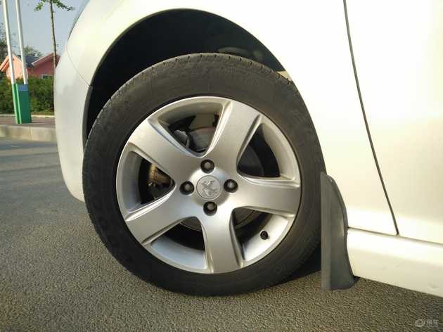 新款308的优缺点有哪些,标致308值得买吗真实车主告诉你