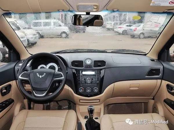 2020款五菱宏光s舒适型秋名山神车,宏光s神车销量第一