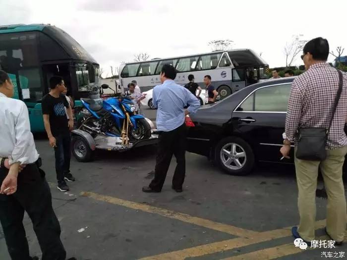 铃木gsxs1000提车测评,17款铃木gsx-s1000配置