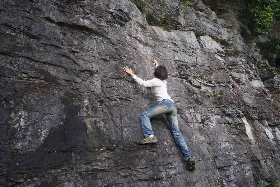 元宝山下,山水云间,悠悠闲云时光,恰好那时我也在