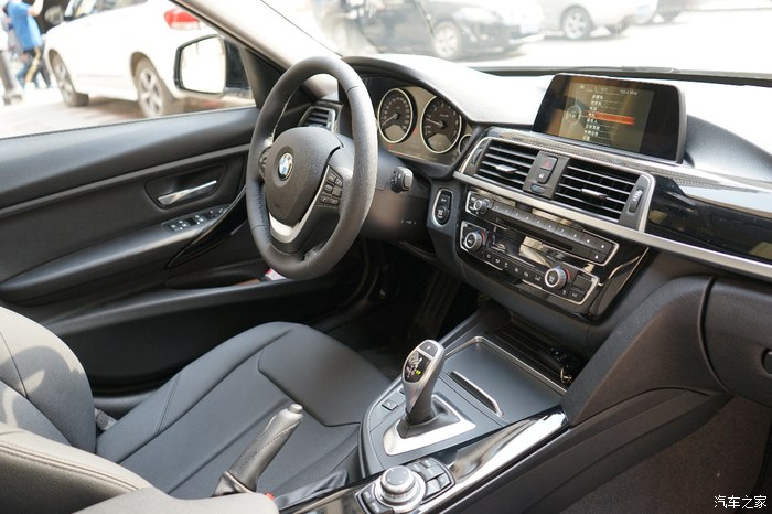 2017款宝马320lim运动试驾,19款宝马320lim运动曜夜版