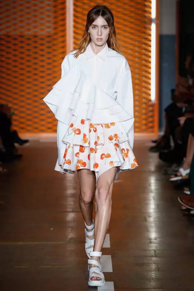 现在潮人去哪里买衣服便宜,潮人衣服哪里拿货便宜一点