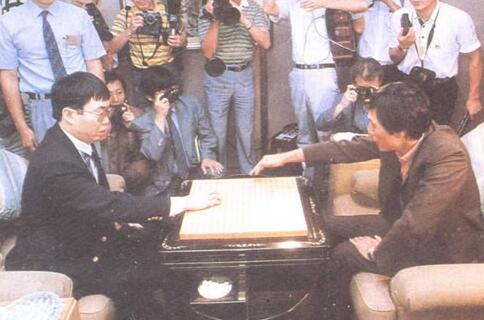 回眸中国围棋:1989年应氏杯决定时代的一战