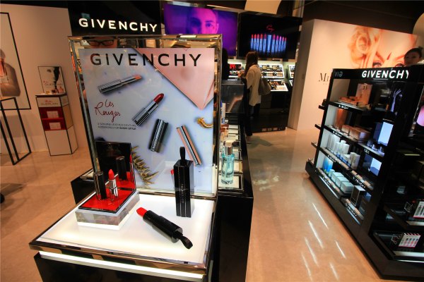 落英缤纷系列,落樱缤纷日本