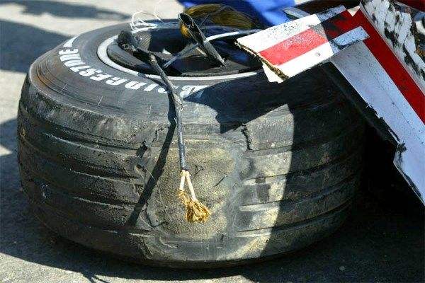 赛车轮胎为什么那么不耐用,赛车轮胎为什么这么便宜