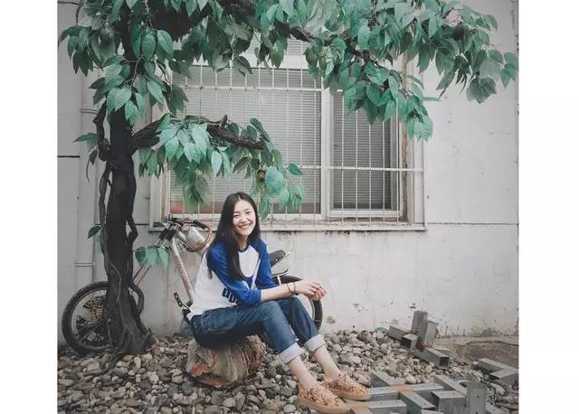 据圈内人说，鞋头们最近都在疯狂购入这双鞋！