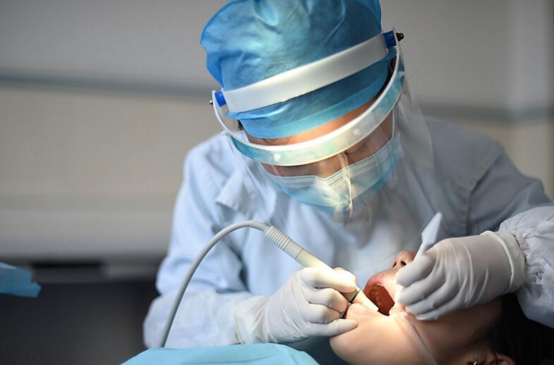 常见错牙颌畸形的矫治时机,错颌畸形早期矫治