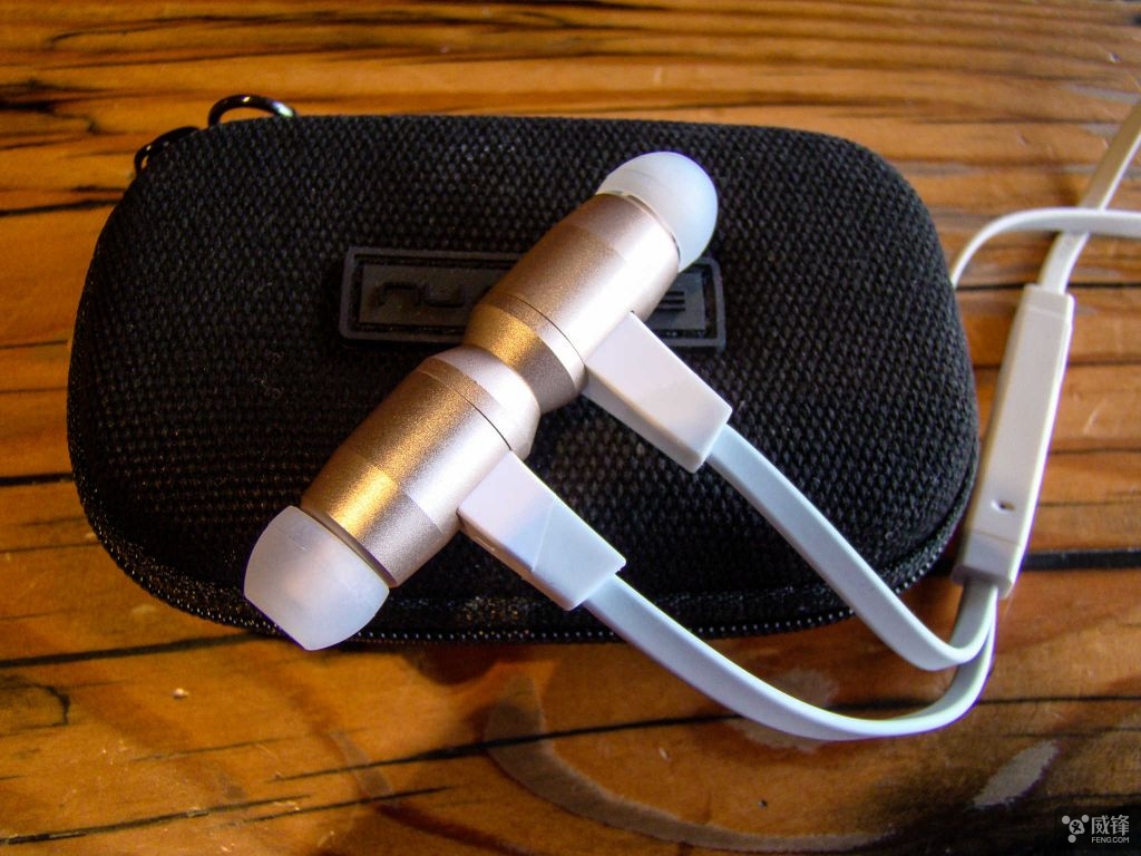 苹果7可以用的耳机,苹果7无线耳机哪个好