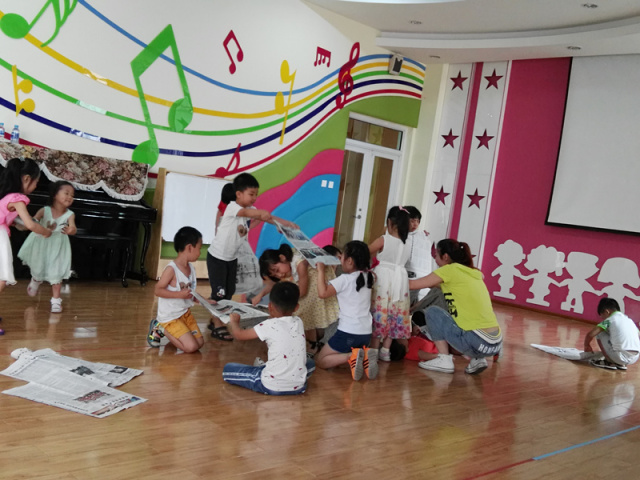 关注小美直播,关注小美头条号