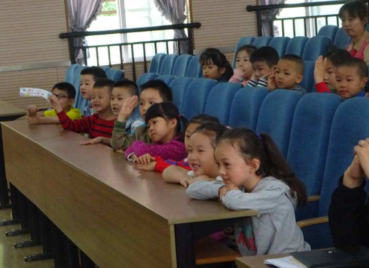 幼儿园小学生活什么样子,小学长什么样的呢