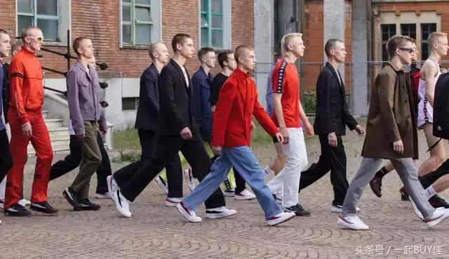 你收藏的绝版球衣,最适合日常的足球球衣