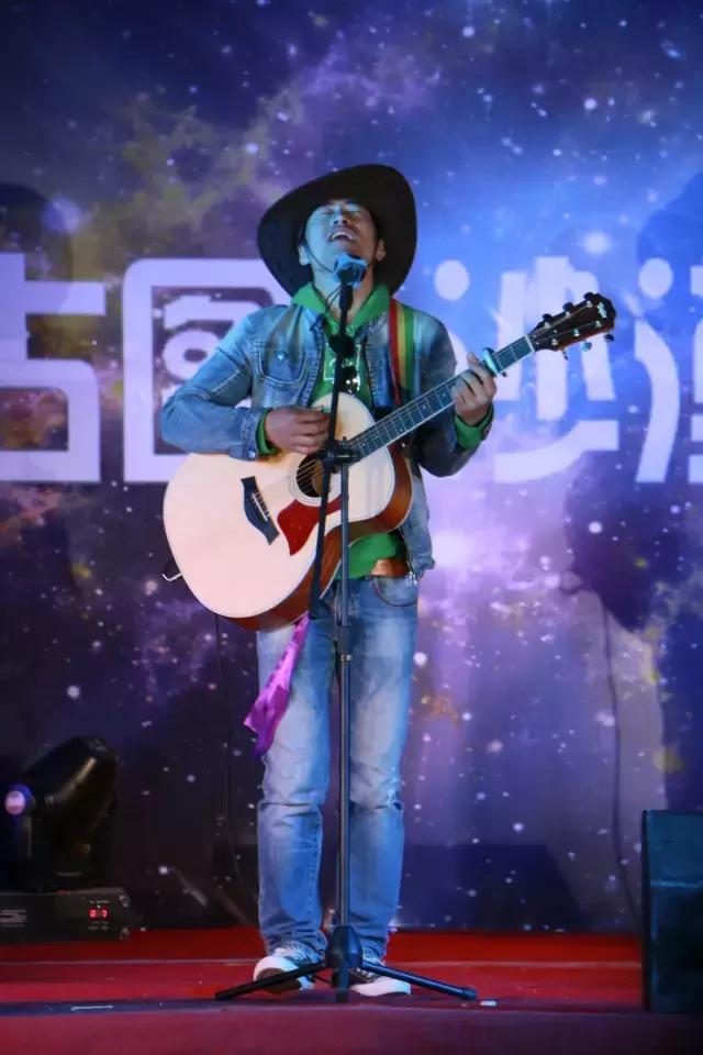 从沙漠穿越到草原的旅程,行者纪录片5集