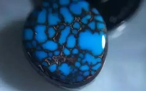 堪称素料之王、99.9%都是优化、全球绿松产地的真面目竟是！