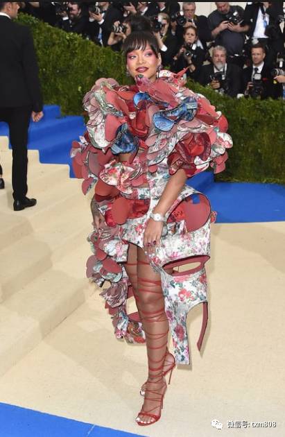 黄金面膜是真的有黄金吗,黄金面膜有什么用