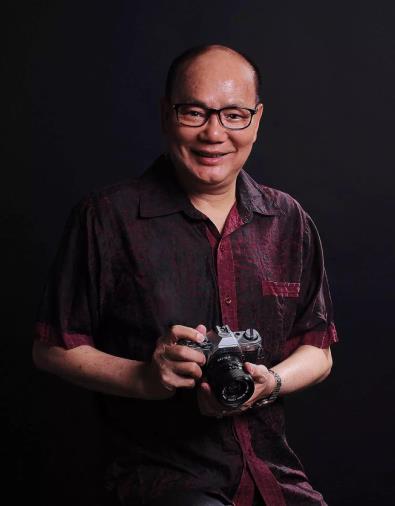 一辈子一本书，这位影匠有颗匪石之心