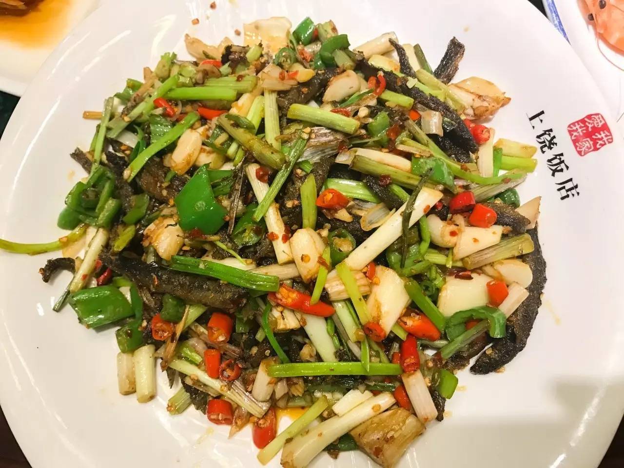 北石：江西上饶灵山告诉我，原来石头也可以一柱擎天！