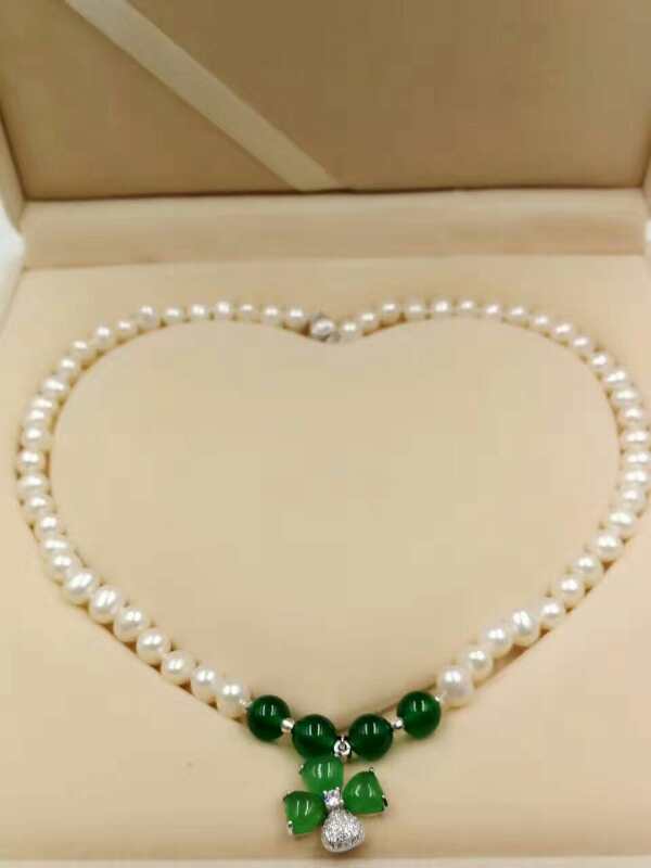 礼物可以送便宜的但不要买假货吗 (送朋友礼物是假货怎么办)