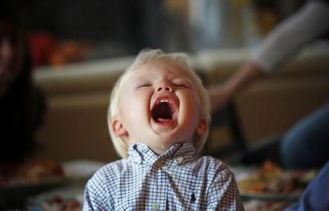 笑点低容易得老年痴呆症,小孩笑点低是老年痴呆的前兆