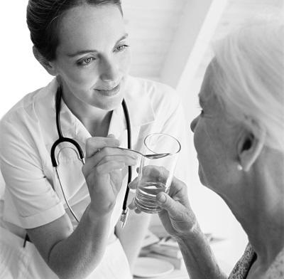 服药后晒被失足坠楼，*眠药安**：怪我咯？