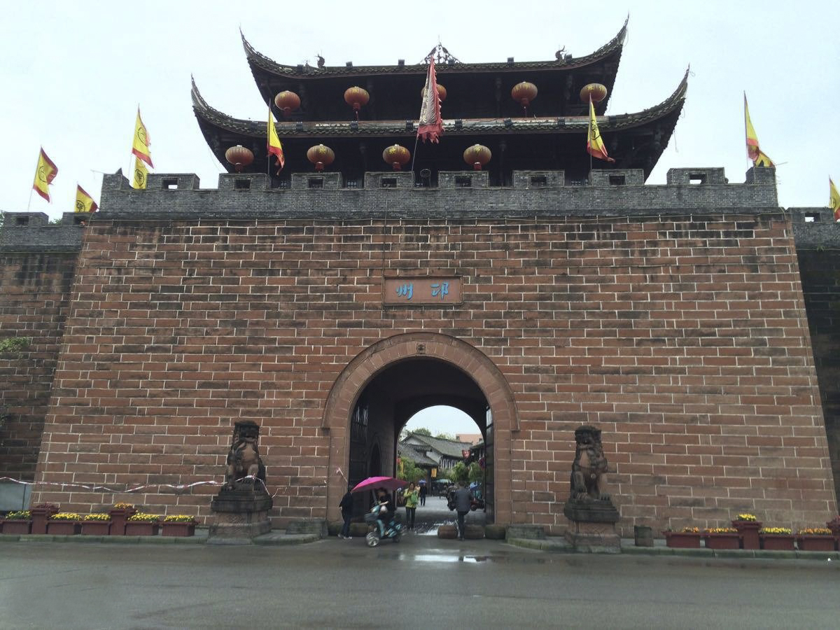 最美318之川西之行,318国道最美隧道