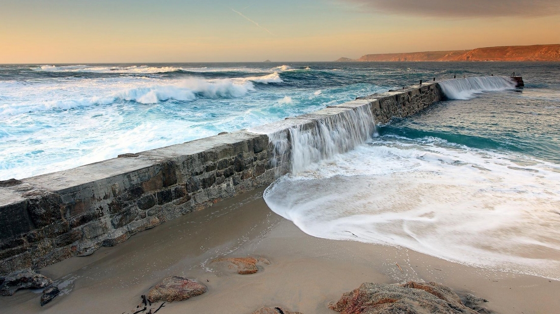 摆脱节日出行困扰，新选择教你错“高峰”