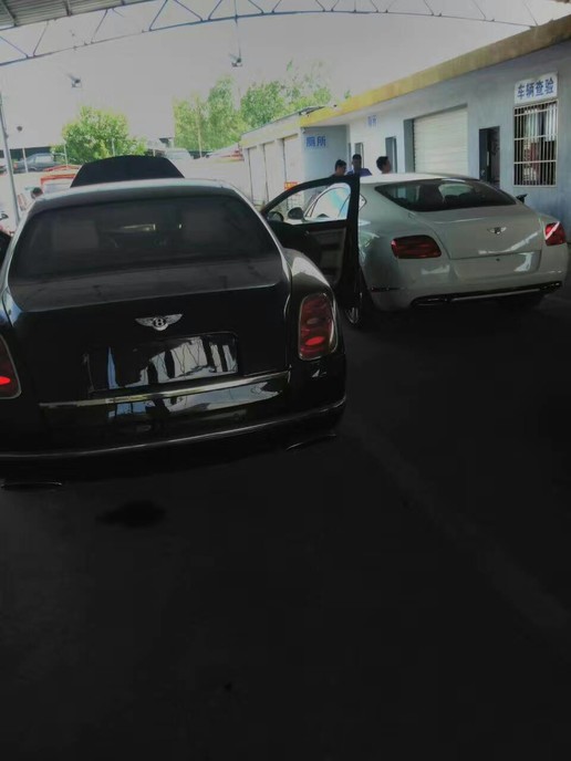 太有钱了！浙江二手车从业者带你看看正在准备过户的二手豪车们