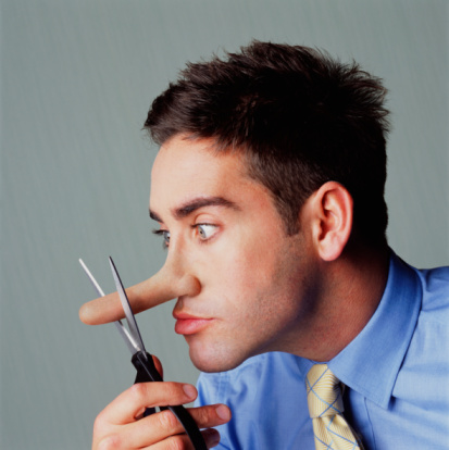 对男朋友说谎了怎么解决,怎样应对撒谎的男人