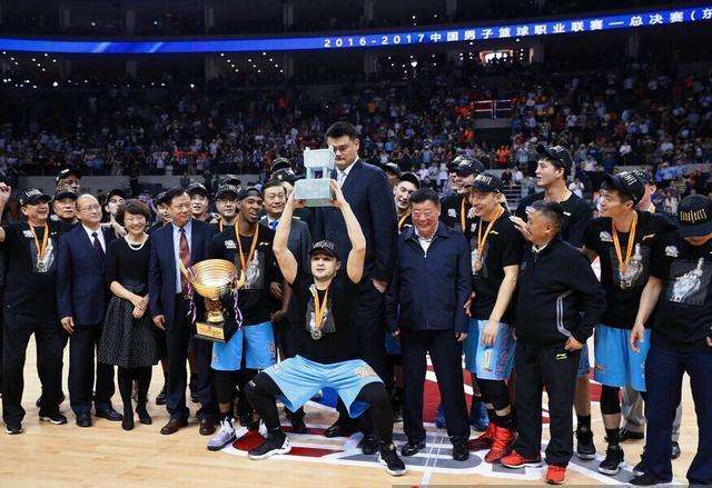 西热力江和前妻视频,西热力江和老婆结婚照