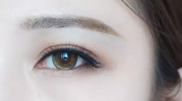 眼影盘推荐网红爆款日常妆,今年火爆的网红眼影盘你有吗