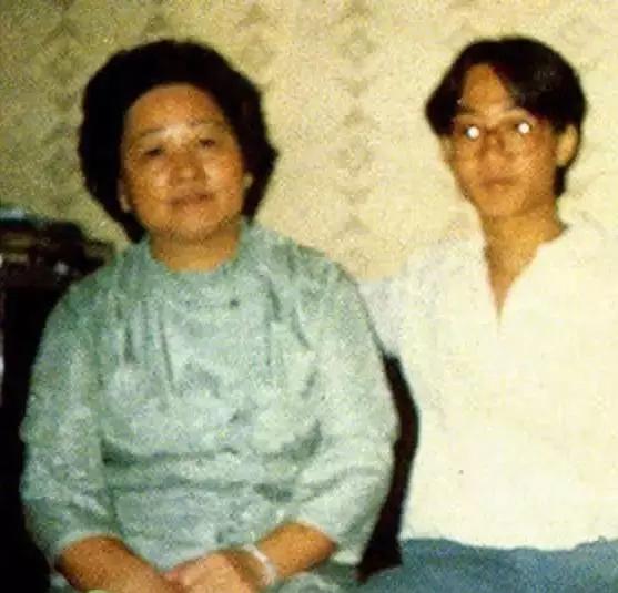 黄家驹为母亲写的歌,1933年黄家驹唱真的爱你