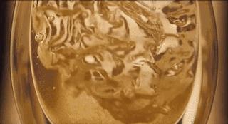 揭秘｜爱它，高贵冷艳又神秘（上）-美白淡斑精华篇