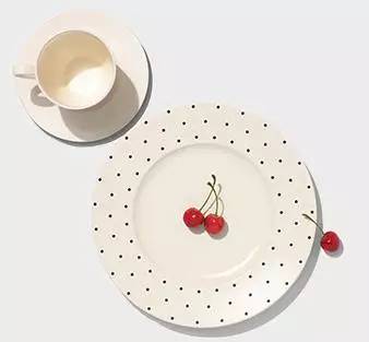 coach收购kate,coach和katespade是一个公司吗