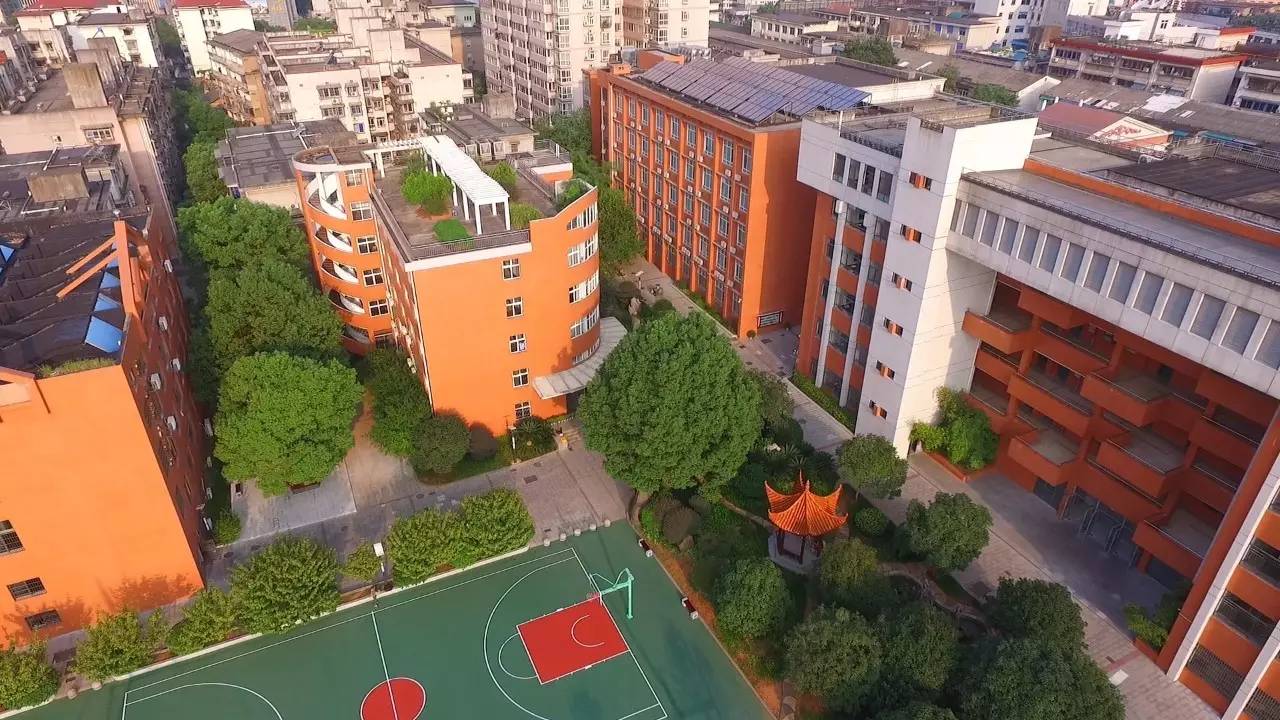 十一中2022年校长,走进十一中