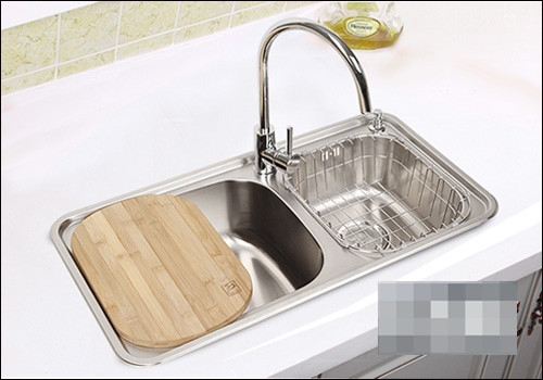 承诺终身质保结果只保5年,白鸟水槽口碑