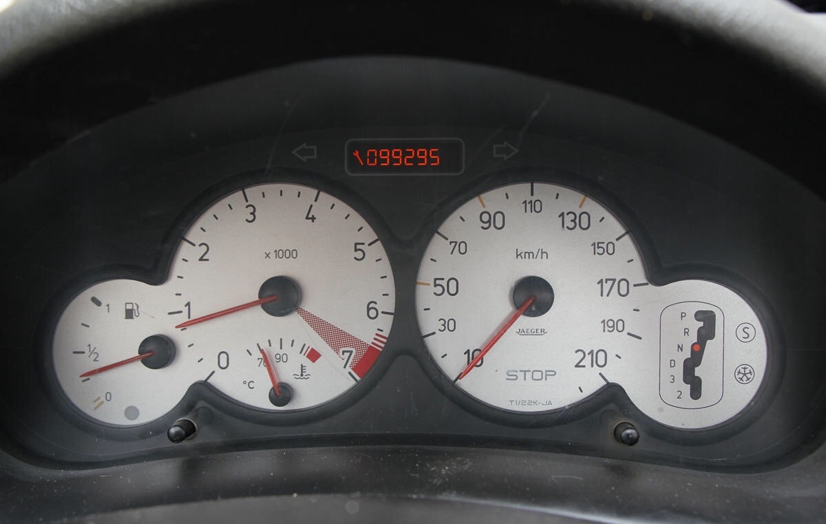 标致206cc可以开多少年,标致206报废值得入手吗