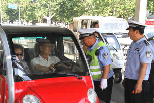 菏泽市三轮四轮车禁行,菏泽电轿四轮禁行